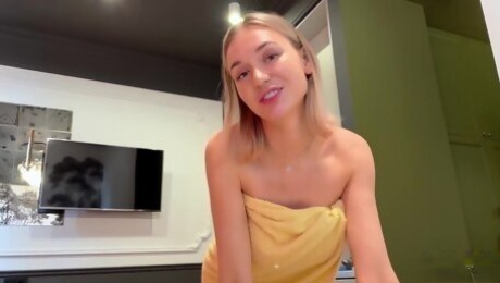 Lewd teen Melissa jaw-dropping porn video